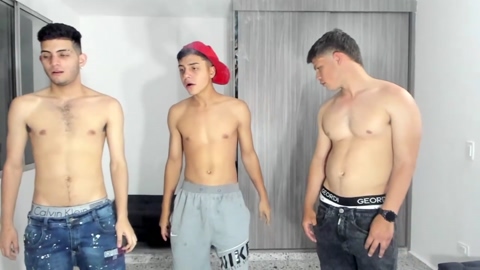 boysvzla_handsome_oficial  20-07-2022